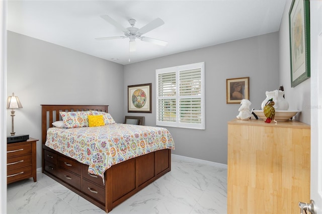 bedroom with ceiling fan