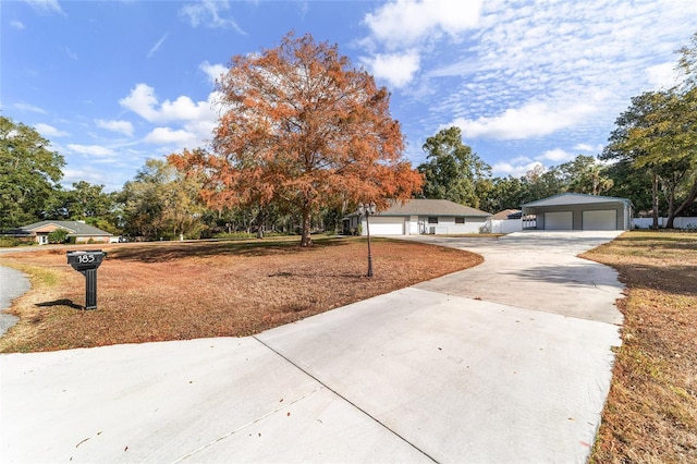 view of yard featuring a garage