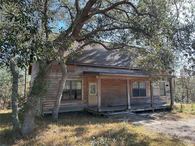 exterior space featuring a porch