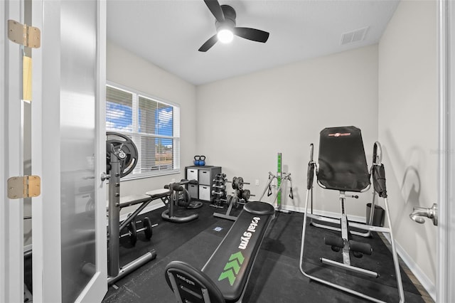 workout room with ceiling fan