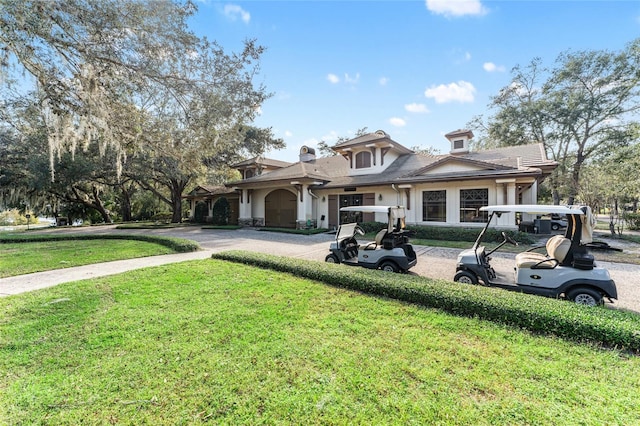 view of front of house with a front yard