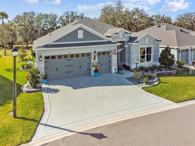 view of front of house featuring a front yard