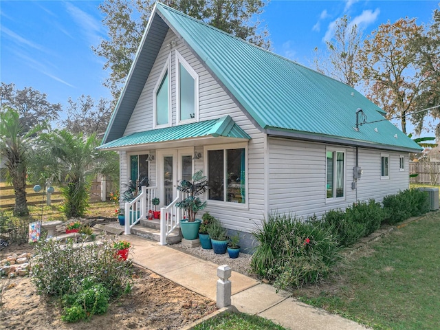 view of front of house