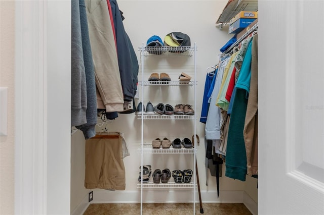 view of spacious closet