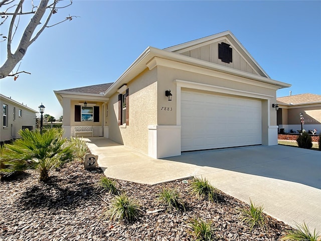 view of front of house featuring a garage