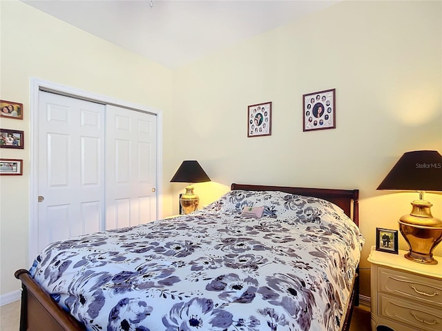 bedroom with a closet