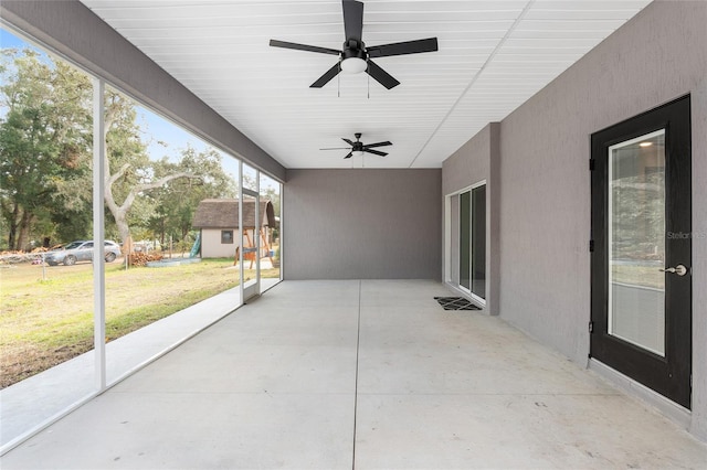 view of patio with ceiling fan