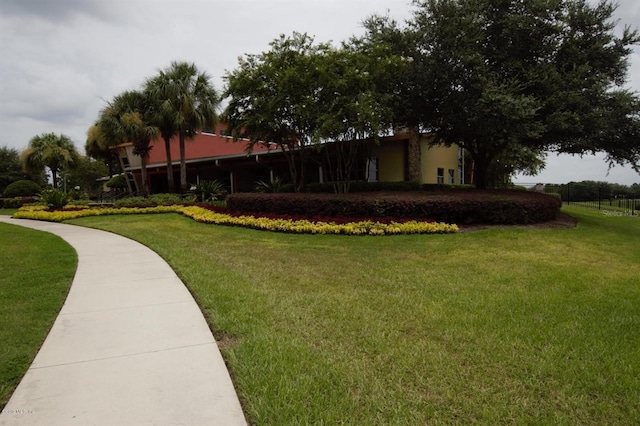 exterior space featuring a yard