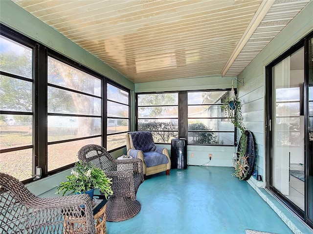 view of sunroom / solarium