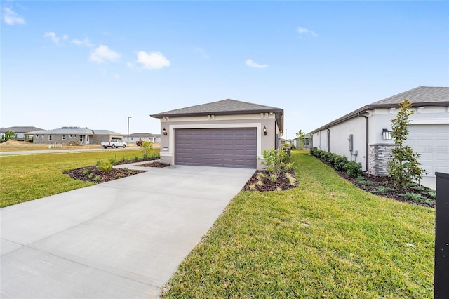 ranch-style home featuring a front lawn