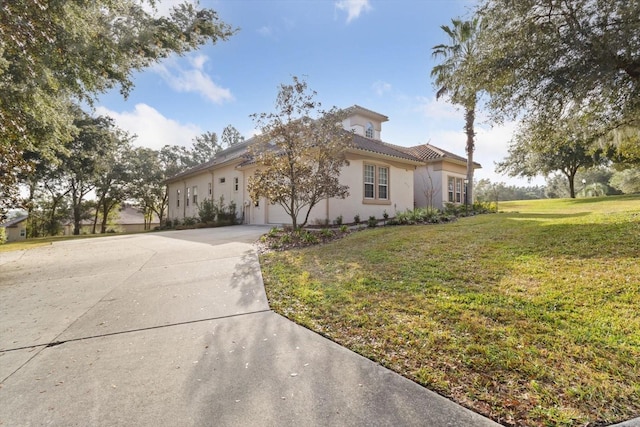 view of front of house with a front yard