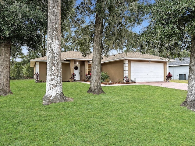 ranch-style home featuring central air condition unit, a front lawn, and a garage