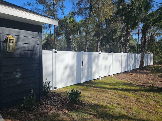 view of yard featuring fence