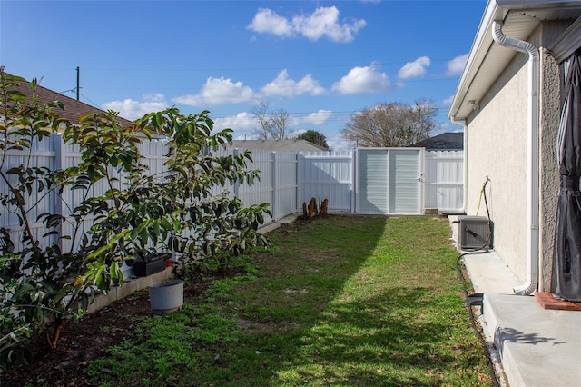 view of yard featuring ac unit