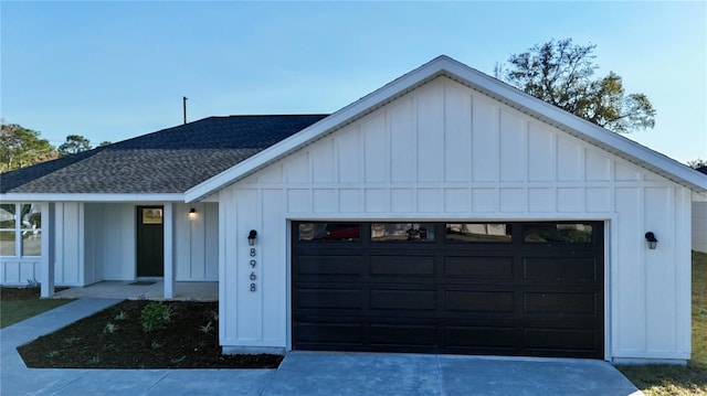 view of modern inspired farmhouse