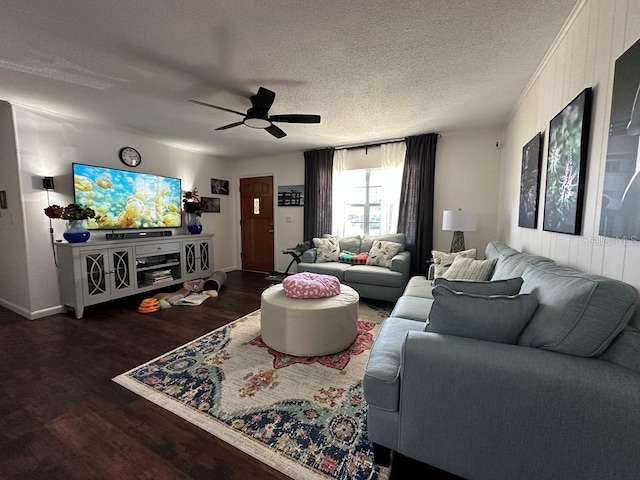 5507 SE 107th Pl, Belleview, FL 34420 - living room with ceiling fan, wood finished floors, and a textured ceiling