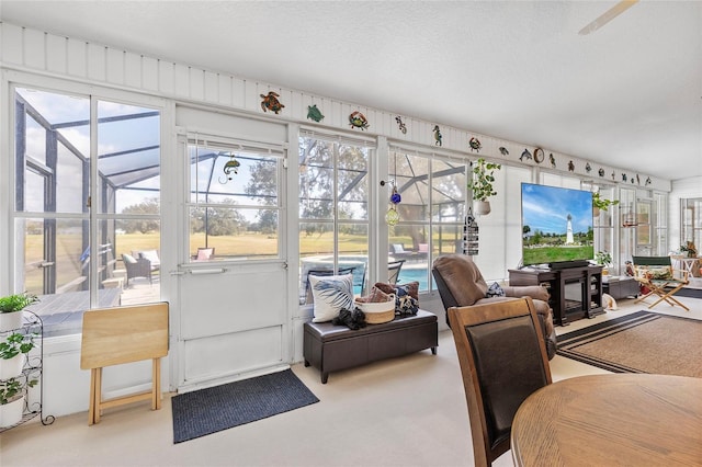 view of sunroom / solarium