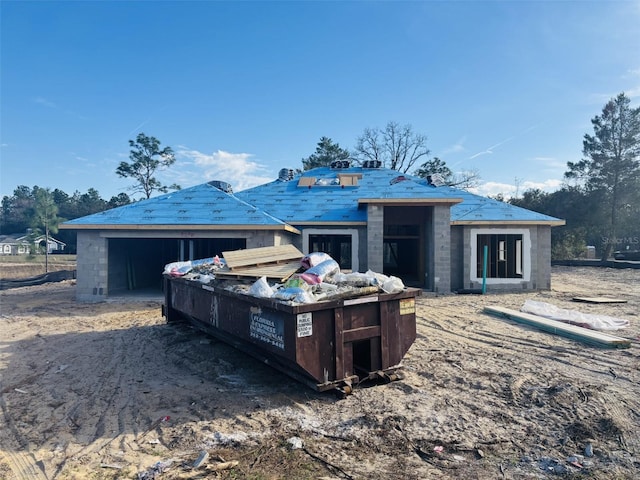 view of front of home featuring a garage