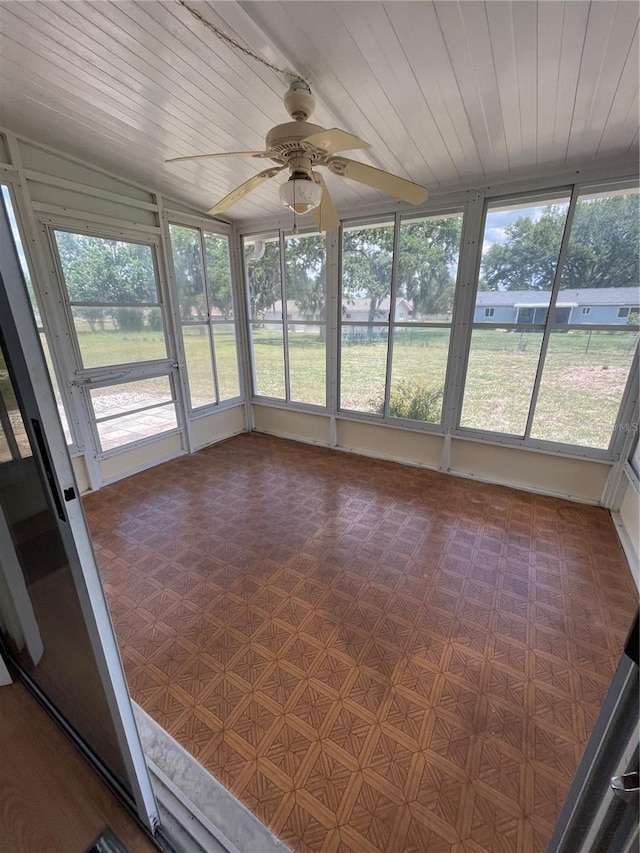 10949 SW 79th Ter, Ocala, FL 34476 - unfurnished sunroom featuring ceiling fan