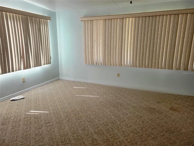 empty room featuring carpet