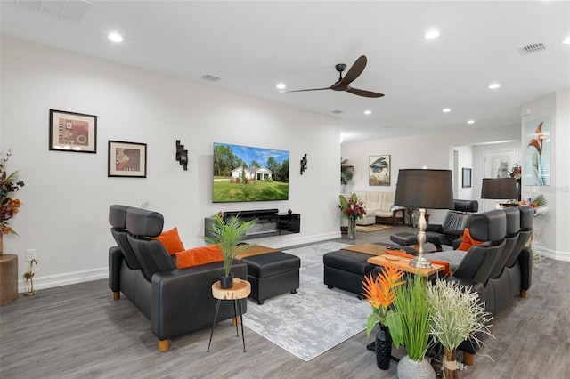 5477 N Princewood Dr, Beverly Hills, FL 34465 - living room featuring wood finished floors, ceiling fan, and recessed lighting