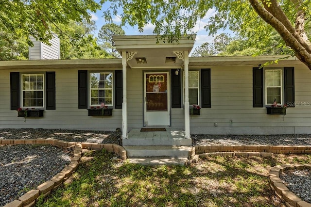 view of front facade featuring covered porch