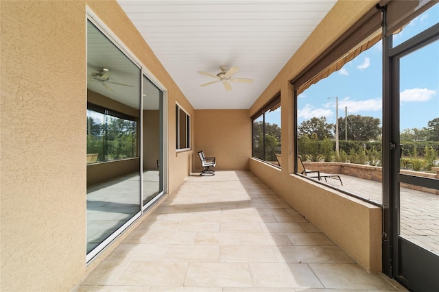 balcony with ceiling fan