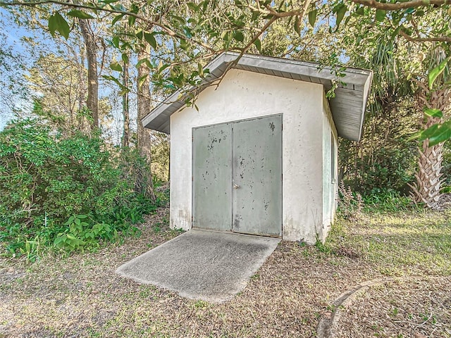 view of outbuilding