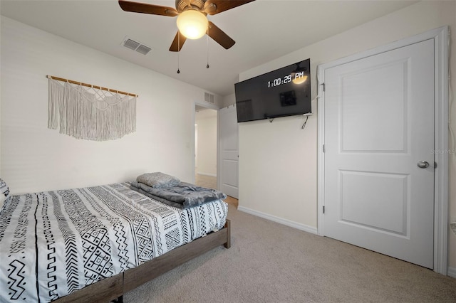 bedroom with carpet flooring and ceiling fan