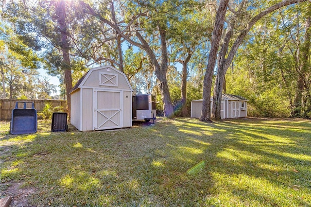 view of yard with a shed