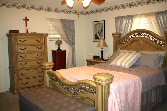 bedroom featuring ceiling fan