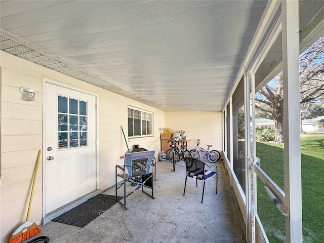 view of sunroom / solarium