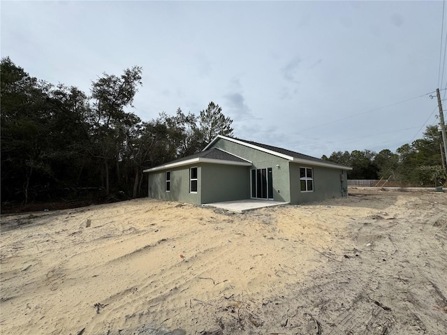 view of front of house with a patio