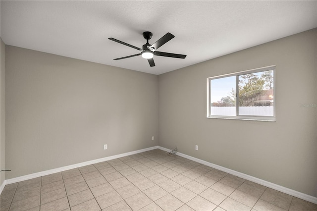 unfurnished room with ceiling fan