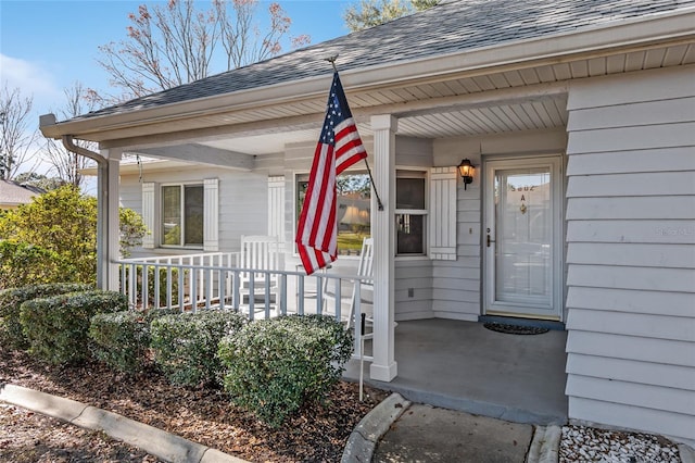 entrance to property with covered porch