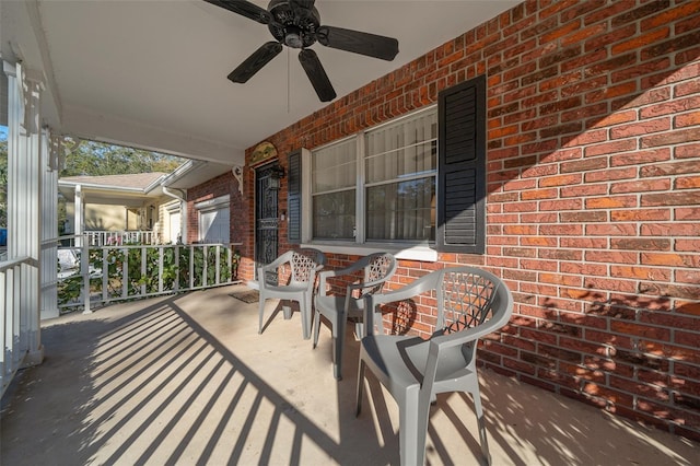 view of patio with ceiling fan and covered porch