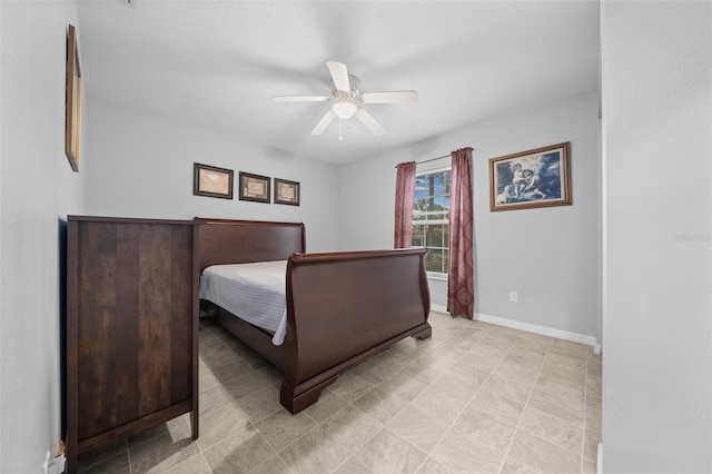 bedroom with ceiling fan