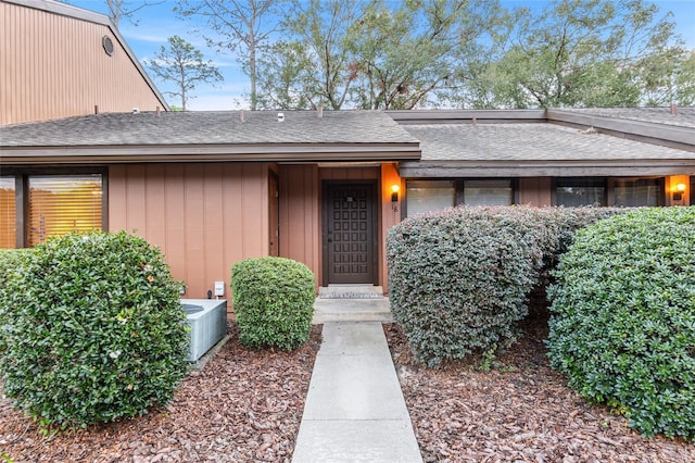 property entrance with central AC