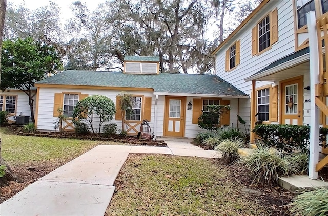 view of front property with a front yard