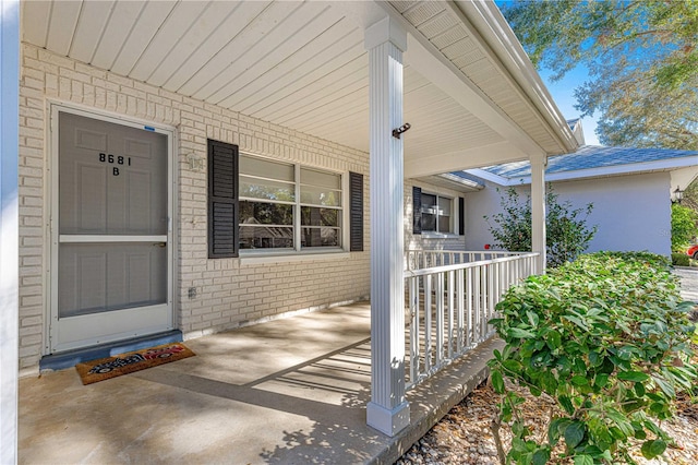 property entrance with a porch