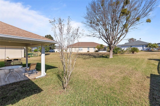 view of yard with a patio