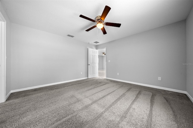 unfurnished room with carpet floors and ceiling fan