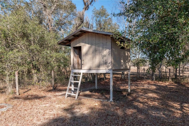 view of outdoor structure