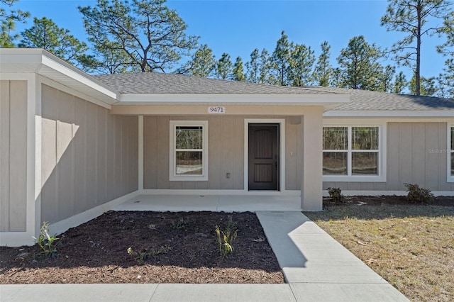 property entrance with a porch