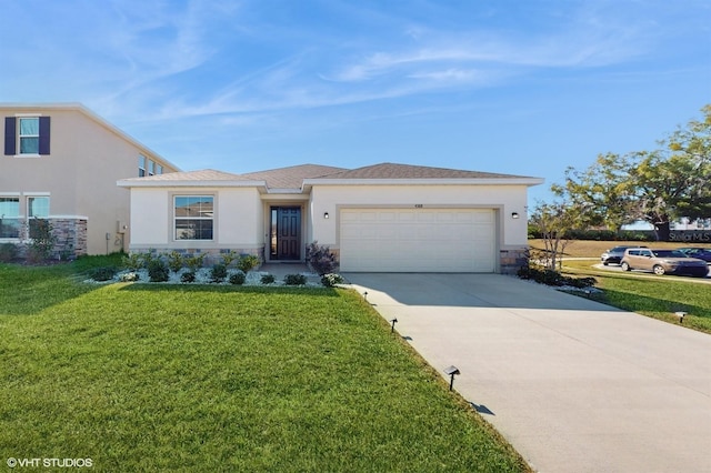 view of front facade featuring a garage and a front yard