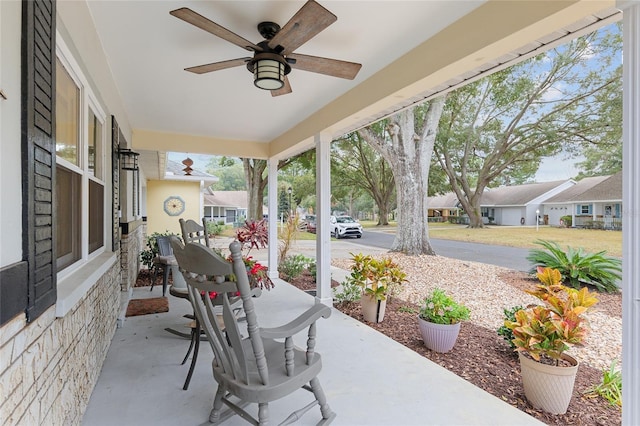 view of patio with ceiling fan and covered porch