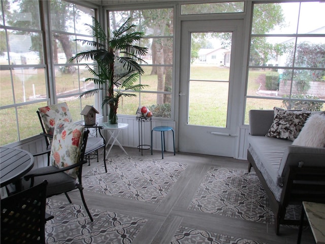 view of sunroom / solarium