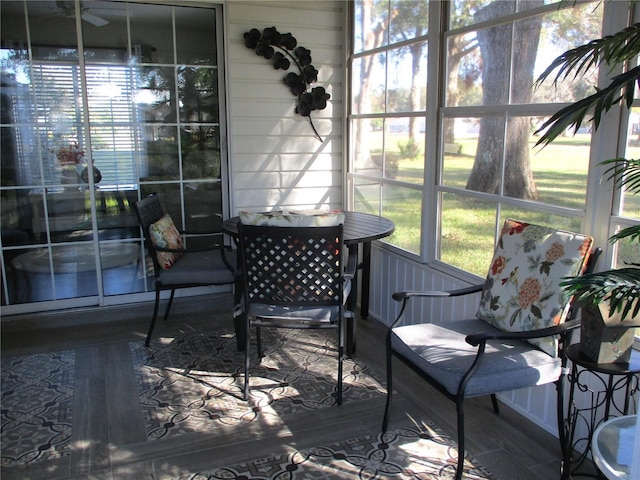 view of sunroom / solarium