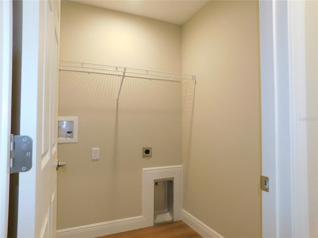 14268 SE 27th Ct, Summerfield, FL 34491 - laundry room featuring hookup for an electric dryer, washer hookup, and wood finished floors