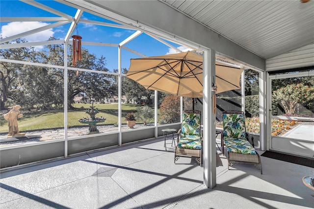 3923 Manor Oaks Ct, Leesburg, FL 34748 - unfurnished sunroom with vaulted ceiling